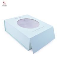 Boîte de papier d'emballage de vêtements avec fenêtre transparente à fermeture magnétique avec impression personnalisée de luxe