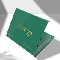 Boîte cadeau rigide pliable magnétique verte de forme personnalisée, avec finition brillante, pour emballage de gâteaux, avec insert en papier et poche pour carte