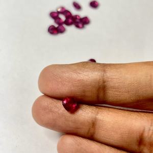 Rubíes Cultivados en Laboratorio, Piedras Preciosas Sueltas en Forma de Corazón, Facetadas, Rubíes Rojos Sintéticos Certificados con Inclusiones de Vidrio - Product Image 5