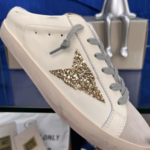 Nouvelle Arrivée 2026 Baskets Mule pour Femme à Paillettes Dorées Motif Étoile, Plateforme Haute, Décontractées, Inspirées des Créateurs, Effet Vieilli, À Enfiler - Product Image 2