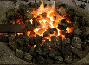 Hot Bán Ấn Độ Pakistan Đóng Gói Jumbo Túi Bằng Số Lượng Lớn Tàu Cứng Than Cốc Than Đúc Than Cốc Để Bán - Product Image 4