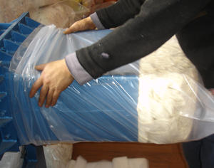 Usine chinoise vendant la meilleure machine à balles <span class=keywords><strong>hydraulique</strong></span> de qualité pour le rasage de sciure/vêtements de <span class=keywords><strong>presse</strong></span> d'<span class=keywords><strong>occasion</strong></span> - Product Image 4