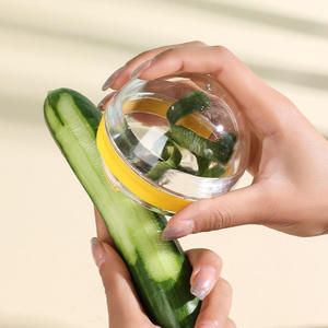 Rallador y Pelador Manual Multifuncional al por Mayor para Verduras y Frutas con Almacenamiento de PP para Patatas y Naranjas - Product Image 1