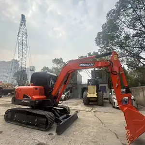 Doosan DX60 ekskavator perayap hidrolik, ekskavator konstruksi Mini 6 ton di Shanghai