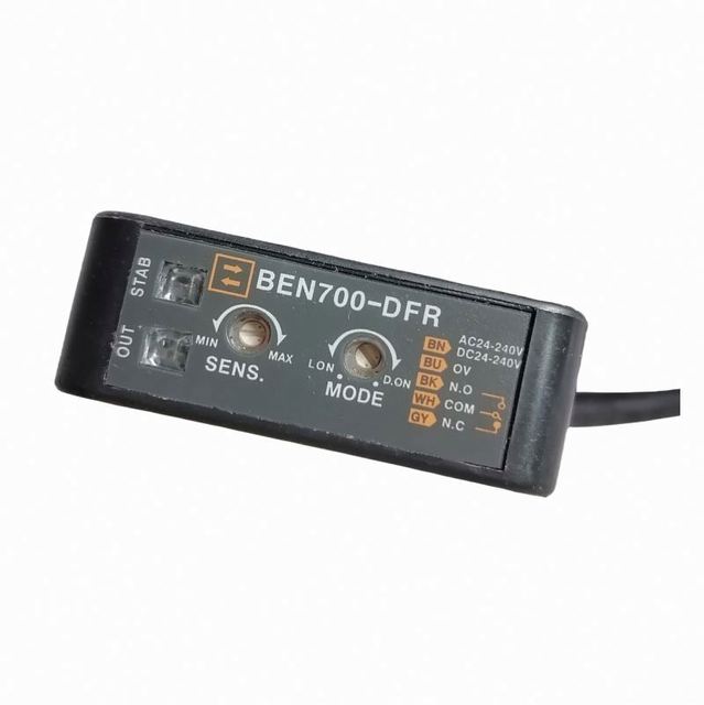 New Original BEN700-DFR Photoelectric Switch Sensor