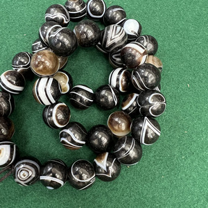 Grosir 18Mm Kuno Tibet Hitam <span class=keywords><strong>Dzi</strong></span> Beads Antik Putaran Tibet Agate Kalung untuk Membuat Perhiasan - Product Image 3