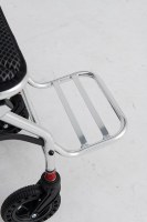 Fauteuil roulant ultra-léger pour adultes et seniors, chaise de transport pliable avec cadre en aluminium à motif carbone