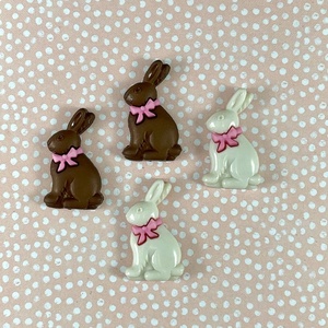 Lapin en <span class=keywords><strong>chocolat</strong></span> miniature en acrylique <span class=keywords><strong>de</strong></span> Pâques, friandises <span class=keywords><strong>de</strong></span> Pâques festives, cadeaux personnalisés <span class=keywords><strong>de</strong></span> Pâques, friandises <span class=keywords><strong>de</strong></span> lapin blanc et bordeaux - Product Image 3