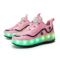 Chaussures de patins à roulettes avec logo personnalisé Young Kick 4 Wheels LED en stock au prix d'usine pour le sport pour enfants