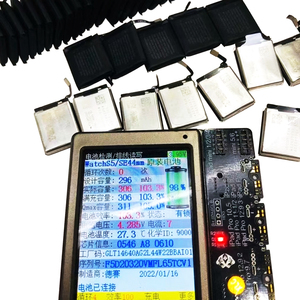 <span class=keywords><strong>แบ</strong></span><span class=keywords><strong>ต</strong></span>เตอรี่สมาร์ทวอทช์ขนาดเล็ก<span class=keywords><strong>แบ</strong></span>บชาร์จไฟได้สำหรับ <span class=keywords><strong>Apple</strong></span> <span class=keywords><strong>Watch</strong></span> Series <span class=keywords><strong>SE</strong></span> S1 S2 S3 S4 S5 S6 S7ขนาด38มม. 42มม. 40มม. 45มม. - Product Image 4