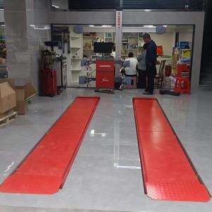 Pont élévateur double ciseaux ultra-mince LAUNCH TLT840WAF, capacité de levage 4000 kg, produit d'atelier Launch - Product Image 4