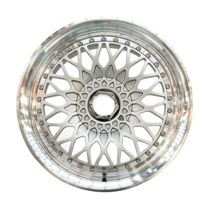 Rines Forjados de Dos Piezas de <span class=keywords><strong>Alta</strong></span> <span class=keywords><strong>Gama</strong></span> Personalizables 17*7.5 4*100 Color Plata para Autos de Pasajeros <span class=keywords><strong>BMW</strong></span> y Benz - Product Image 1