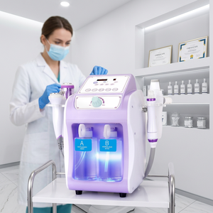 Machine à bulles d'hydrogène et d'oxygène 6 en 1, exfoliant pour la peau, exfoliation par vibration ultrasonique, aspiration des points noirs, pulvérisateur d'oxygène - Product Image 1