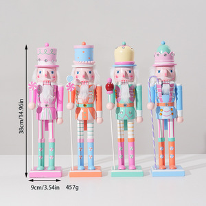 ตุ๊กตาทหารนัทแครกเกอร์ไม้สีมาการองขนาด 38 ซม. ยี่ห้อ YUELIAN วาดลายด้วยมือ เหมาะสำหรับเป็นของขวัญคริสต์มาสและของตกแต่ง - Product Image 6