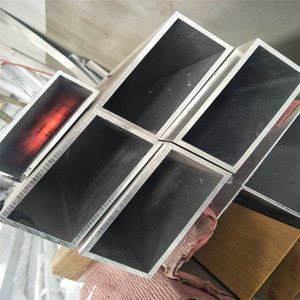 Grand <span class=keywords><strong>tube</strong></span> carré en <span class=keywords><strong>aluminium</strong></span> 6061T6 à paroi épaisse 150*250*12/<span class=keywords><strong>80</strong></span>*<span class=keywords><strong>80</strong></span>*8mm - Product Image 3