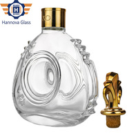 Groothandel 700Ml Royal Design Platte Ronde Cognacfles Met Luxe Kroondop Voor Xo Cognac Whisky Lege High-End Glazen Fles