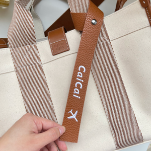 ป้ายติดกระเป๋าเดินทางแบบปักลายตามสั่ง พวงกุญแจ ป้ายกระเป๋าเดินทาง PU ป้ายติดกระเป๋า ป้ายกระเป๋าเป้สะพายหลัง สายรัดระบุกระเป๋าเดินทาง - Product Image 3