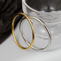 Bracelet fin plaqué or 18 carats, lisse, poli, minimaliste, rond, solide, bijoux quotidiens pour femmes