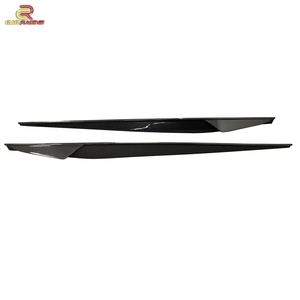 Jupes latérales en fibre de carbone sèche style Vorstein pour Ferrari 488 GTB Spider 2015-2018 – Pièces de carrosserie et kits auto en carbone - Product Image 3