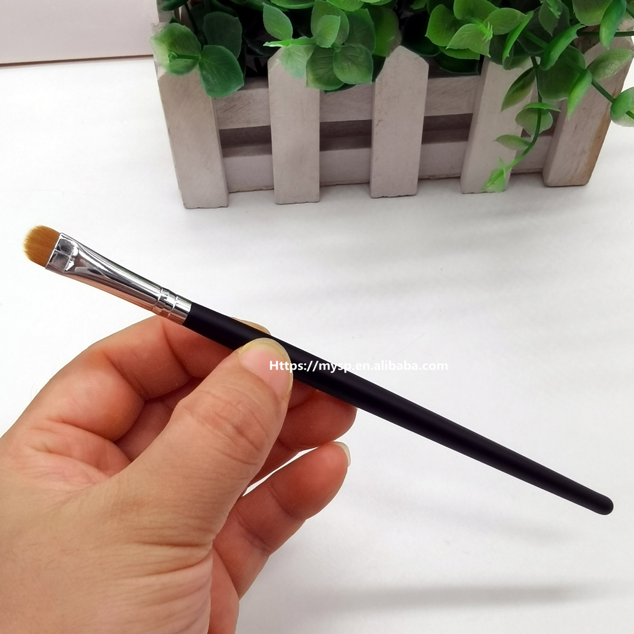 Pequeño pelo redondo longitud 6mm