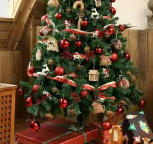 Árbol de Navidad Artificial de Alta Calidad al por Mayor, Plegable, con Copos de Nieve, Preiluminado, de 6 pies, 7 pies, 9 pies y 12 pies, con Luces LED Decorativas - Product Image 3