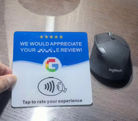 Support de table en acrylique OEM/ODM personnalisé, prêt à l'emploi, 12 cm, compatible NTAG213 13,56 MHz, pour cartes de visite d'hôtel, avec fonction Tap QR