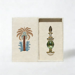 Boîte à parfum rigide en papier blanc unique, emballage magnétique, rabat <span class=keywords><strong>de</strong></span> luxe, broderie en <span class=keywords><strong>lin</strong></span>, boîte cadeau pour <span class=keywords><strong>huile</strong></span> essentielle, parfum - Product Image 6