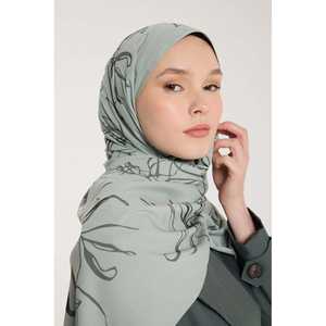 Écharpe en soie satinée de luxe Pure Tone avec motif de feuilles de designer Vert clair et vert foncé Longue longueur pour les saisons printemps-été - Product Image 3