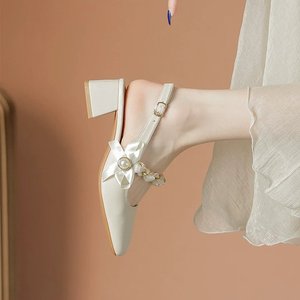 2026 New French Style <b>Closed</b> <b>Toe</b> <b>Sandals</b> Women Soft Leather Elegant Mid Block Heel Summer Outdoor Shoes - Product Image 1
