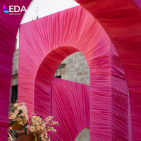 Support mural carré en alliage d'aluminium LEDA et cadre de fond en soie de lait pour décoration d'événements de mariage