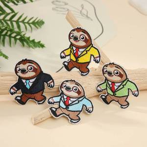 Parche Bordado Kawaii de Conejo y Bradipo, Autoadhesivo/Termoadhesivo, para Decoración de Bolsos y Fundas de Teléfono, Marca NODA - Product Image 4