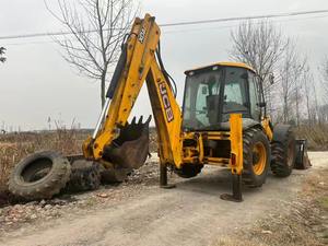 Chargeuse-pelleteuse JCB4CXeco d'<span class=keywords><strong>occasion</strong></span>, transmission intégrale, direction intégrale, godet quatre-en-un, excavatrice avec fonction de flèche télescopique - Product Image 4