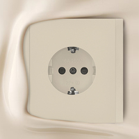 Enchufe de Pared WESA 16A, 1 Tomacorriente, Estándar Europeo Schuko, Diseño Moderno y Lujoso