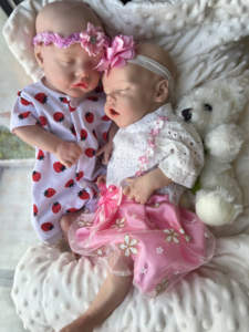 Poupée <span class=keywords><strong>Reborn</strong></span> Bébé Fille Corps Entier en Silicone Platine 45cm 3.75kg, Jouet Doux Lavable, Collectionnable, Idée Cadeau - Product Image 6