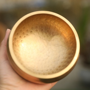 Tazón de sonido de <span class=keywords><strong>Buda</strong></span> tibetano hecho a mano, para Yoga, meditación, canto, campana de latón, artesanía, terapia, cuenco para cantar tibetano - Product Image 6