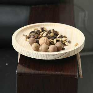 Bandeja de reposabrazos de sofá personalizada de madera de pino ecológica bandeja de aperitivos artesanal de madera - Product Image 3
