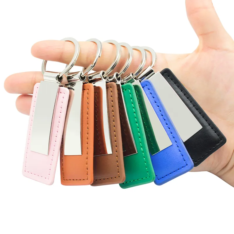 Carabiner Gift Present Match Metal Luxury Keychain Customized PU Leather Keychain