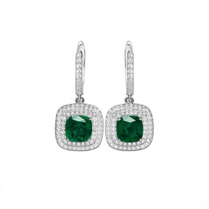 Pendientes de Lujo de Oro Blanco con Esmeraldas y Diamantes, Corte Cojín, Color D, Naturales, Certificados por GIA, Joyería para Mujer, para Boda - Product Image 1