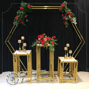 गर्म बेच सोने धातु उद्यानपथ सजावट फूल स्टैंड शादियों शादी के भोज के लिए