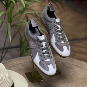 Chaussures d'entraînement allemandes personnalisées pour hommes, fabriquées à la main, style rétro, bout pointu/carré, lacets, baskets antidérapantes, légères et respirantes - Product Image 4