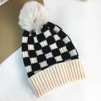 Bonnets tricotés à carreaux avec pompon moelleux, chauds pour l'hiver, à revers côtelé, vente en gros, multicolores pour femmes et hommes