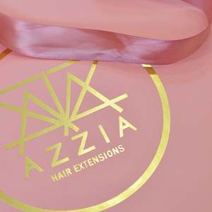 Sacs en papier cosmétiques de luxe personnalisés avec logo privé, sacs cadeaux recyclables, sacs de shopping avec ruban, fabriqués en carton - Product Image 2