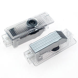 Lumière d'accueil de porte de voiture pour <span class=keywords><strong>BMW</strong></span> 3/5/7 Series X3/X5/X6/X7 12V Kits d'intérieur Lumière de projection populaire - Product Image 2