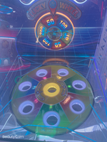 Distributeur automatique de jeu de loterie en plastique automatique de stand de carnaval à profit élevé pour les jeux de course à trois joueurs d'enfants