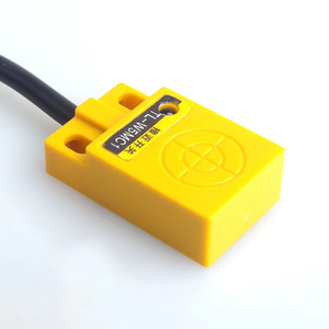 เซ็นเซอร์ตรวจจับระยะใกล้แบบเหนี่ยวนำทรงสี่เหลี่ยมขนาดเล็ก รุ่น TL-W5MC1/C2 แบบสามสาย 6-36V NPN แบบปกติเปิด - Product Image 2