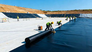 Géomembrane circulaire HDPE Mehor pour l'étanchéité des piscines - Product Image 4