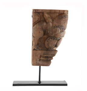 Support en bois sculpté artisanal vintage monté sur un support en fer, décoration de table pour entrée, buffet, console, table basse - Product Image 1