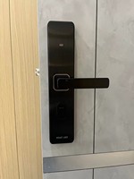 Cerradura Inteligente para Puerta con Pantalla Táctil Digital Electrónica, Control por Aplicación TTlock WIFI, Huella Dactilar, Aleación de Aluminio de Fabricación Original