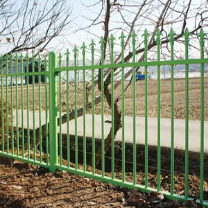 Zwart smeedijzeren hek, eenvoudig te monteren, decoratief hekwerk, schutting voor huis, boerderij of zwembad, warmtebehandeld hout, metalen frame - Product Image 1