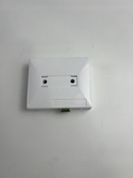 Boîtier de jonction de bureau en plastique ABS blanc à 4 ports pour fibre optique, boîte de raccordement FTTH, mini-boîte de distribution de fibre optique pour usage domestique